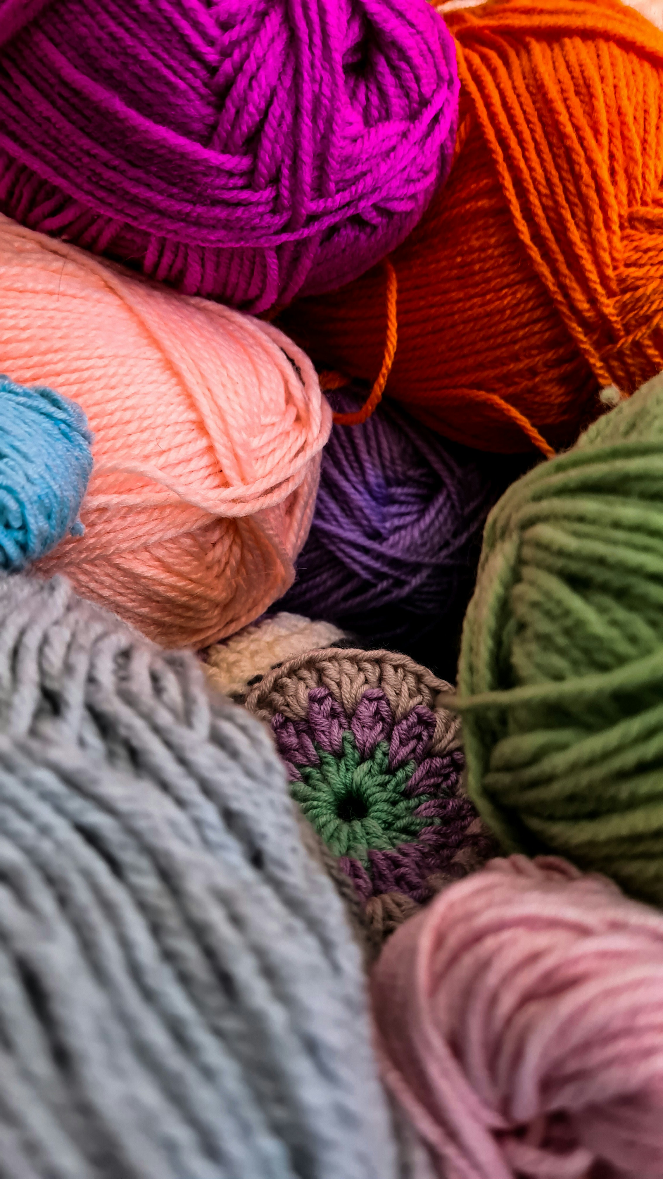 Loomalicious: Knitting without Needles